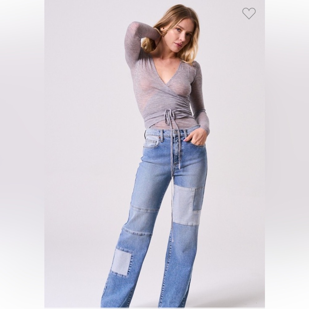 #16 COMFORT STRETCH COLOR BLOCK HIGH RISE WIDE STRAIGHT JEANS - Picture 3 of 7
